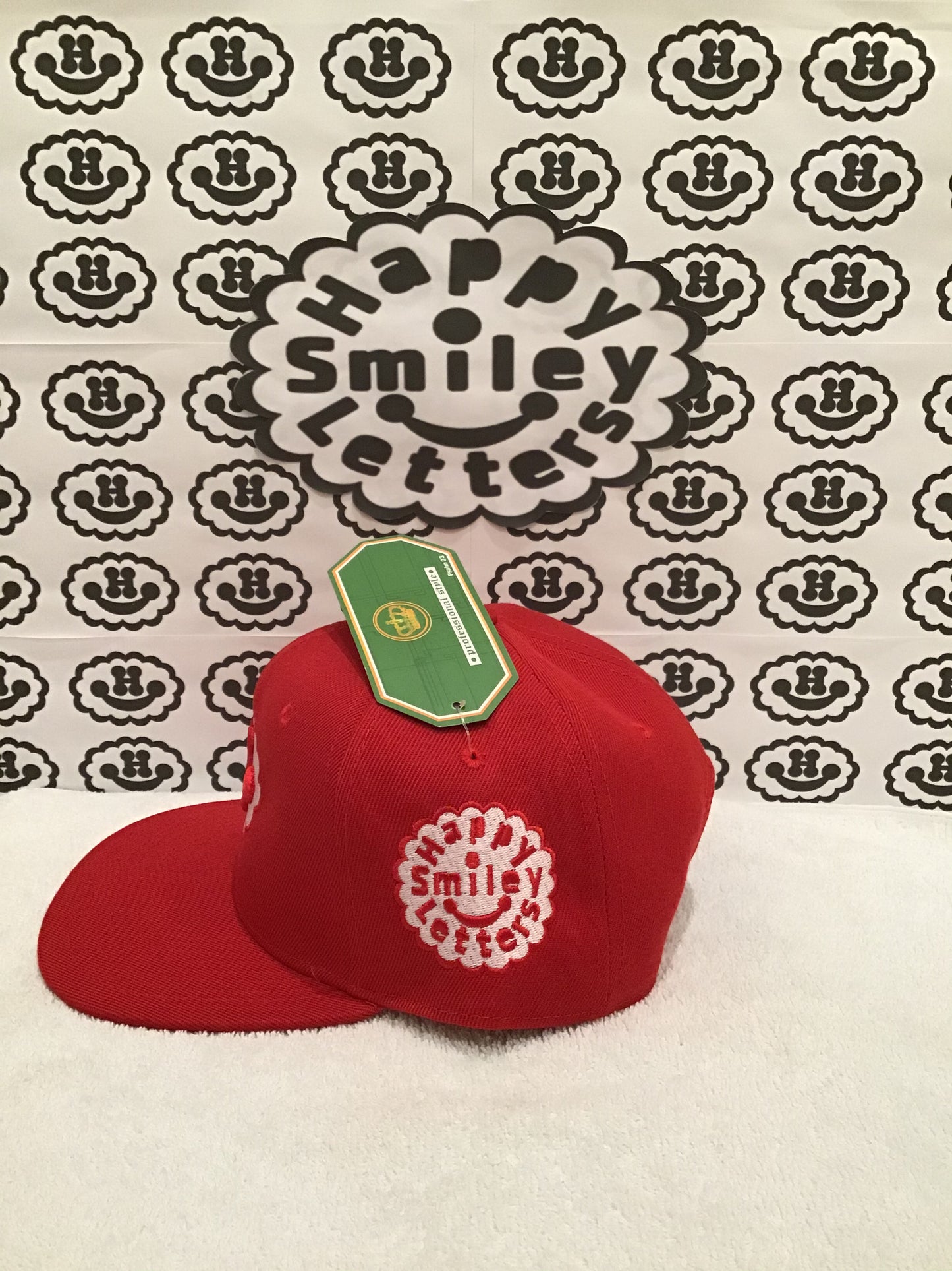 Polyester Snapback cap - Red